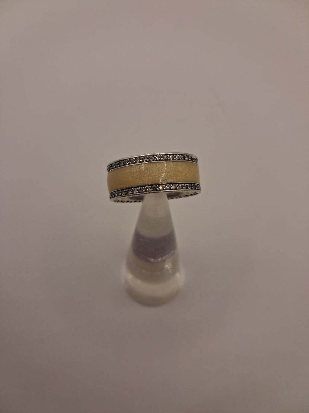 Hearts of Pandora Pearlescent Enamel Band Ring Size 56 S925 ALE