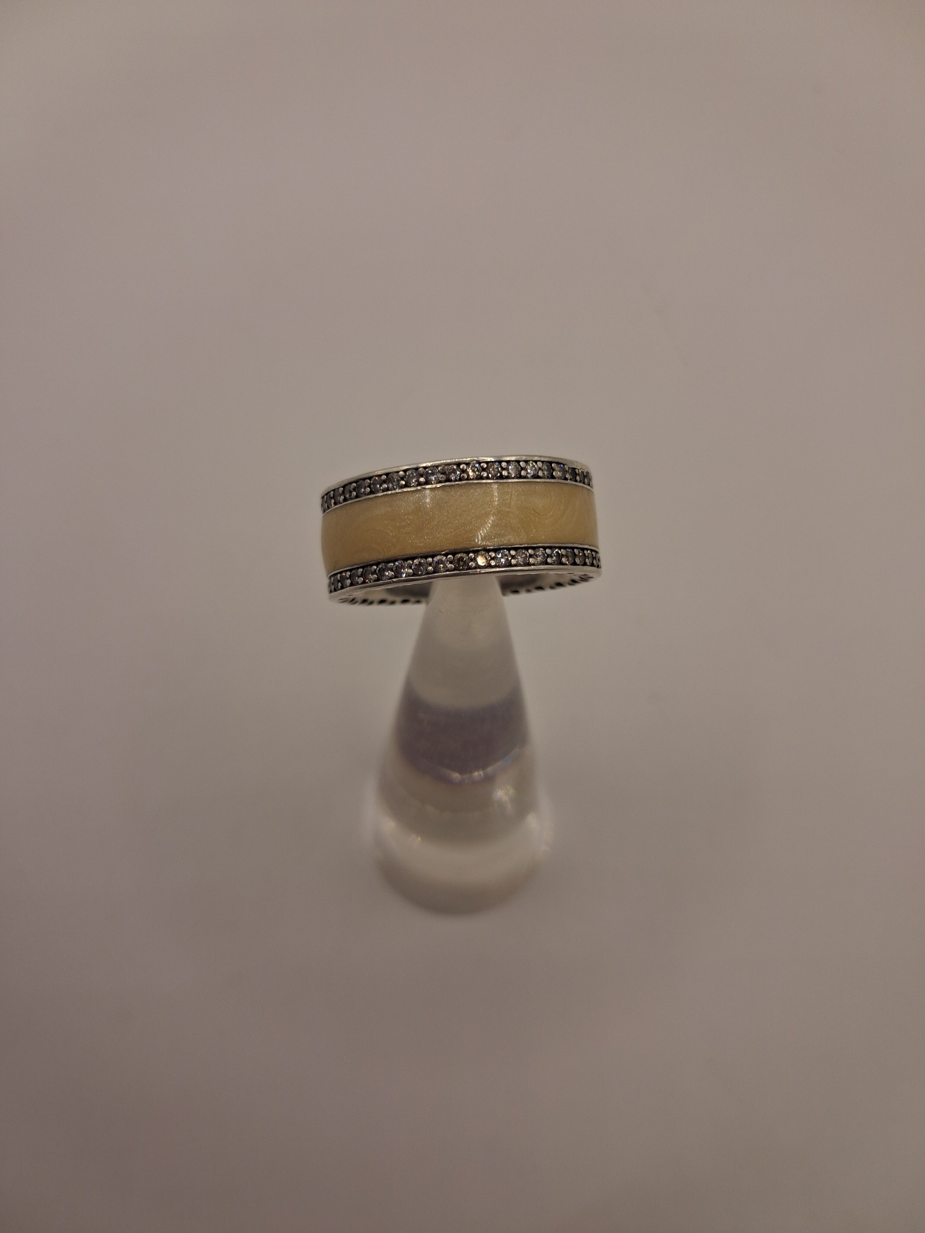 Hearts of Pandora Pearlescent Enamel Band Ring Size 56 S925 ALE