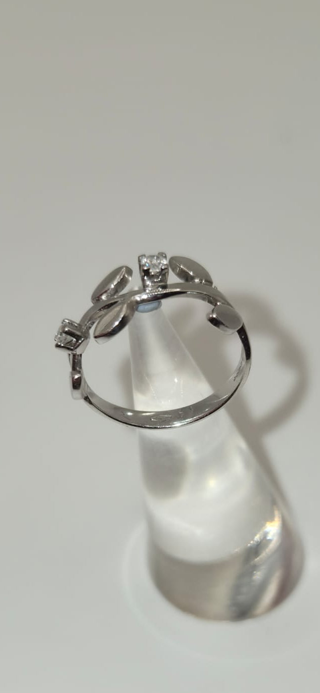 9ct White Gold Eternity Ring Size L hallmarked 375