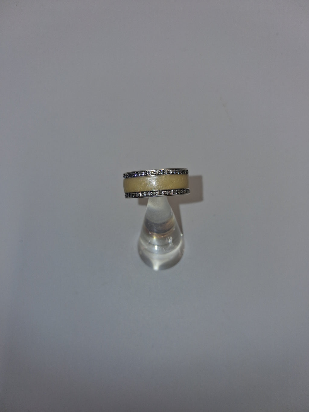Hearts of Pandora Pearlescent Enamel Band Ring Size 56 S925 ALE