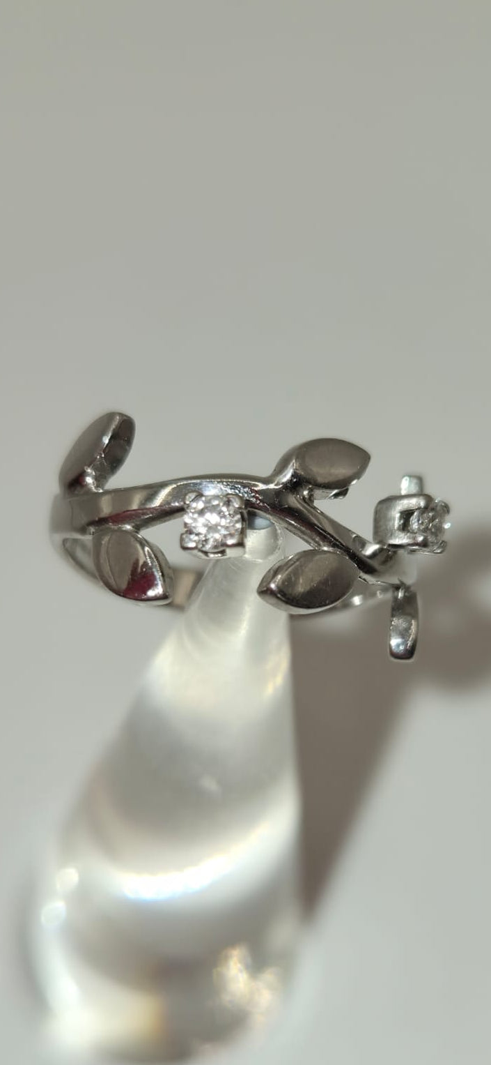 9ct White Gold Eternity Ring Size L hallmarked 375